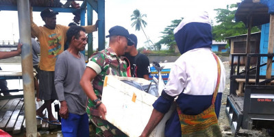 Wujud Kepedulian, Babinsa Ajak Pedagang Jaga Kebersihan dan Hindari Penggunaan Formalin
