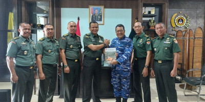 Wakil Uskup TNI-Polri Temui Kadisbintalad, Bahas Penguatan Peran Pastor Militer 