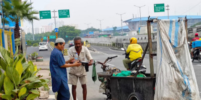Setahun Jumat Berkah: Wartawan Konsisten Keliling Jabodetabek Berbagi Manfaat