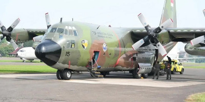 TNI Kembali Distribusikan Bantuan Kemanusiaan ke Wilayah Terdampak