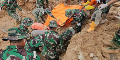 Tim SAR Gabungan Temukan Empat Korban Longsor di Tapanuli Utara