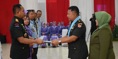 Panglima TNI Tutup Dikreg LIV Sesko TNI 2025