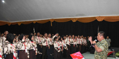 Perkuat Daya Tahan Mental Generasi Muda, Danrem 083/Bdj Isi Materi Wasbang dan Bela Negara Persami KKRI