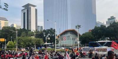 Peringati Hari HAM, Massa GEBRAK Gelar Aksi Tertib dengan Pengawalan Humanis Polri