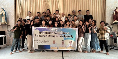 OMK Paroki Kabar Sukacita Maria Ranomeeto Ikuti Pembinaan Iman
