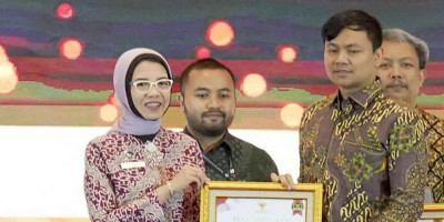 BGN Raih Anugerah Keterbukaan Informasi Publik 2025
