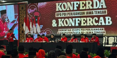 Konferda PDIP Jateng Ricuh, Aksi Walk Out Gagal Goyahkan Ketua Baru