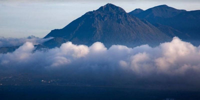 Belum Pulih dari Bencana, Gunung Bur Ni Telong Naik Status Siaga