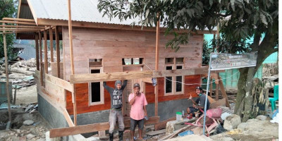 TRAMP Bangun Hunian Sementara Percontohan di Desa Garoga