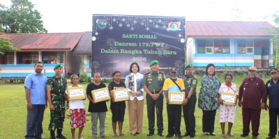 Danrem 172/PWY Gelar Baksos dan Tinjau Lokasi Pembangunan Yon TP 858 di Biak Timur