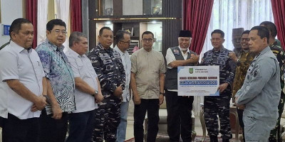 Pemko Batam dan TNI AL Bergerak, Bantuan Bencana Tiba di Sumbar