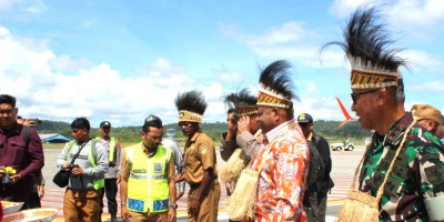 Pangdam XVII/Cenderawasih dan Gubernur Papua Tiba di Biak untuk Persiapan Kunjungan RI-2