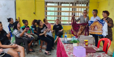 Komunitas Noken Care Gelar Doa Bersama dan Sosialisasi UMKM di Lokalisasi Yobar Merauke