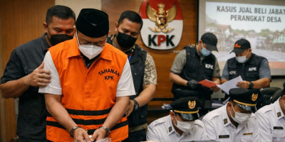 Pemerasan Jabatan Perangkat Desa oleh Bupati Pati