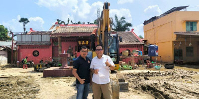 Yayasan Hakka Aceh Pantau Finalisasi Pembersihan Lumpur di Dua Vihara Kuala Simpang