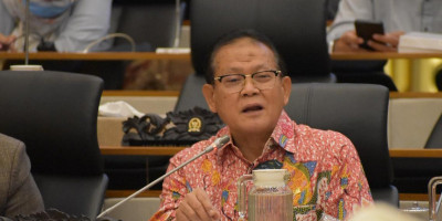 Sirene Darurat Ekologi! Prof. Rokhmin Dahuri: Banjir Bukan Takdir, Tapi Kutukan dari Rakusnya Manusia!