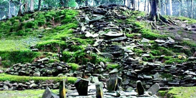 Arca Domas di Situs Cibalay Berusia 6000 Tahun Sebelum Masehi