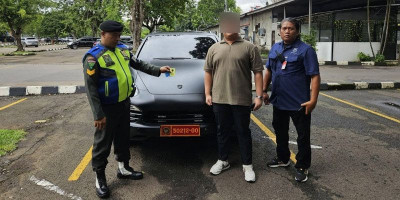 Porsche Mewah Berpelat Kemhan Terciduk di Halim, Kenapa?