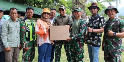 Bantuan Tembus Wilayah Terisolir, Kopepi Ketiara dan Baret ICMI Disambut Batalyon Pameu