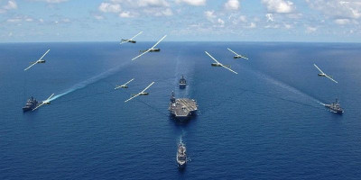Kapal Induk Gemetar, Diserang Mainan Terbang Bernama Drone