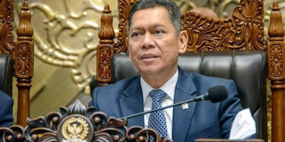 Azas Tigor Nainggolan Kritik DPR RI Terkait Pengangkatan Hakim MK