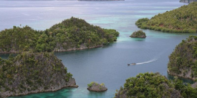 Raja Ampat Bukan Jalur Biasa, Capt. Hakeng Dorong Pengetatan Navigasi