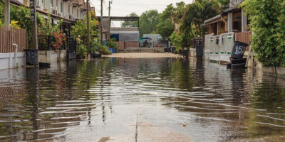 Banjir Jakarta Masih Tinggi, Tigor Soroti Rusaknya Sistem Drainase Kota