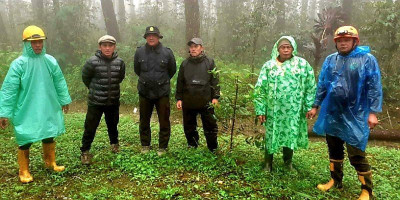 Perhutani dan Mitra Lakukan Patroli Antisipasi Bencana di Kawasan Hutan Ciater