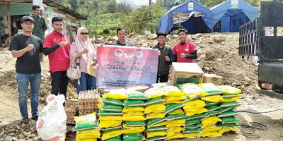 Yayasan Hakka Aceh, Fobi Aceh, dan PerMaTA Salurkan Sembako ke Pengungsi Gayo Lues