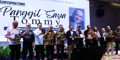 Judulnya Panggil Saya Tommy, Isinya Ternyata Soal Negara dan Pandemi