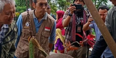 Diam-Diam Tomy Winata Datangi Gunung Padang