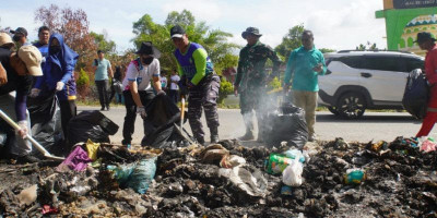 TNI AL Kodaeral IV Dukung Aksi Gotong Royong Bersama Masyarakat