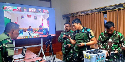 Pastikan Kesiapan Alat Komunikasi, Kodim 1710/Mimika Ikuti Vicon dengan Komlekdam XVII/Cenderawasih