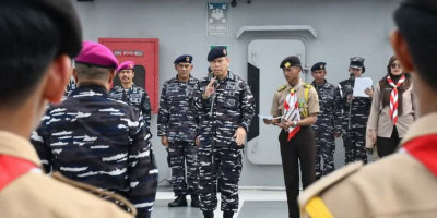 Keren! 300 Pelajar Jabodetabek Tempa Mental di KRI Teluk Kupang