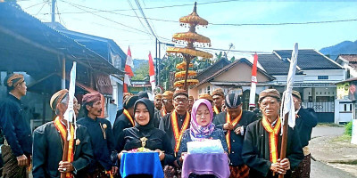 Sadran Gedhe Gumelem, Merawat Tradisi di Dua Jejak Leluhur