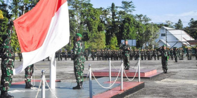Dandim 1710/Mimika Bacakan Amanat Kasad di Upacara 17-an