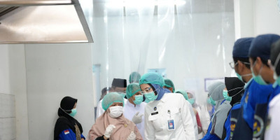 Kunjungi Pesantren Nurul Islam, BGN Pastikan MBG Ramadan Tepat Sasaran