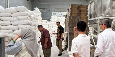 Lihat Proses Produksi Tepung Tapioka dan Mocaf, PB STII dan LPK STII Akademi Kunjungi CASSAVA Center Bogor