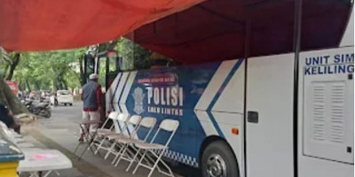 Warga Puas dengan Pelayanan SIM Keliling di Jalan Hertasning, Proses Cepat dan Mudah