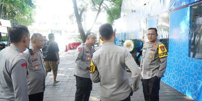 Kapolres Metro Jakarta Utara Cek Kesiapan Pospam Idul Fitri di Danau Sunter