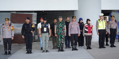 Polisi Gelar Apel Pengamanan Persija vs Dewa United di JIS
