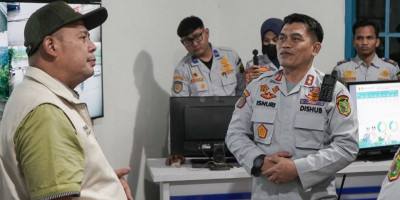 Pantau Arus Mudik di Titik Vital Jawa Barat,  Waka DPR Cucun Ahmad Apresiasi Kesiapan Petugas