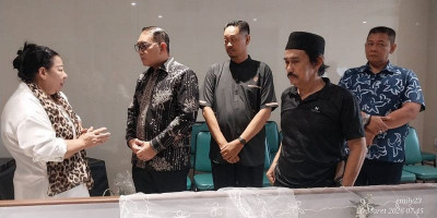 Wali Kota Arifin Melayat Tokoh HAAK Katedral Christoforus Rea