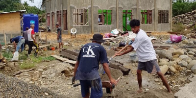 Relawan TRAMP dan FMMB Percepat Pembangunan Masjid Al Ikhsan di Tapsel