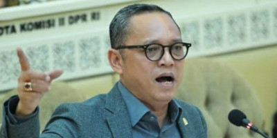 Deddy Sitorus Usul Sebagian Anggaran MBG Dipakai untuk Pulihkan Daerah Terdampak Bencana di Utara Sumatera 