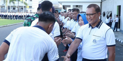 Komandan Kodaeral XIV Pimpin Apel Khusus Dalam Rangka Halal Bihalal Idul Fitri 1447 H