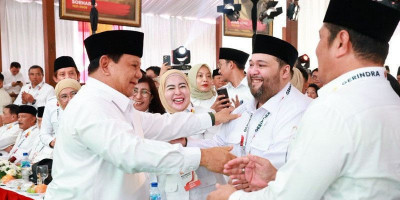 Demokrasi Seharusnya Mengoreksi, Bukan Meruntuhkan Legitimasi Negara