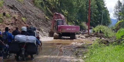 Tokoh Muda Aceh Soroti Jalan Rusak Takengon-Bintang Tak Kunjung Diperbaiki