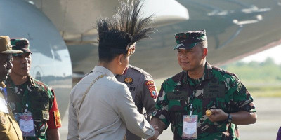 Komandan Kodaeral XIV Sorong Turut Sambut Kunjungan Wakil Presiden RI