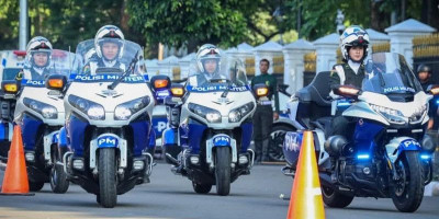 Prajurit Wanita TNI Ambil Peran Kawal Istana 